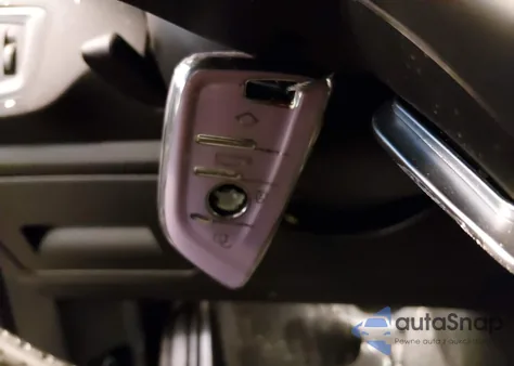 2017 BMW X1 xDrive28I z USA, uszkodzony, nr VIN WBXHT3C37H5F81793